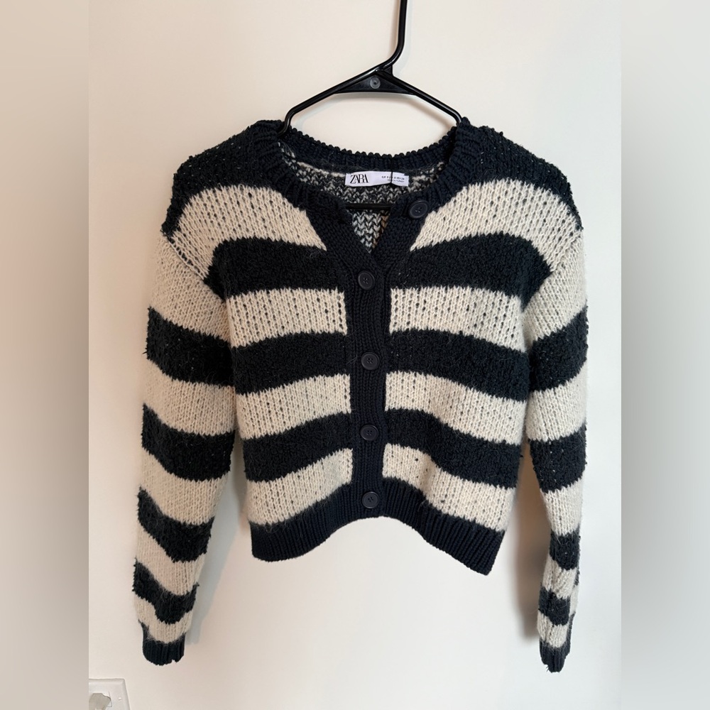 NWT Zara Striped Knit Cardigan in Size Small